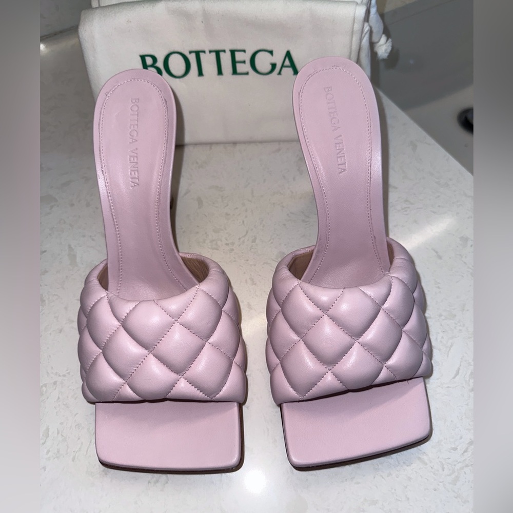 Brand New Bottega Venetta Padded Quilted Leather Mule ✨ - Picture 2 of 10